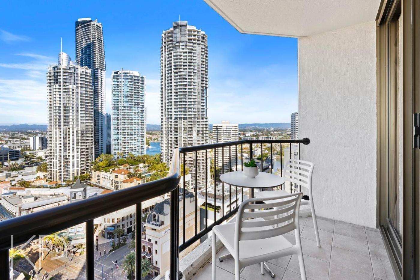 Hotel Apartments On 22 View Avenue, Surfers Paradise Guldkusten Exteriör bild